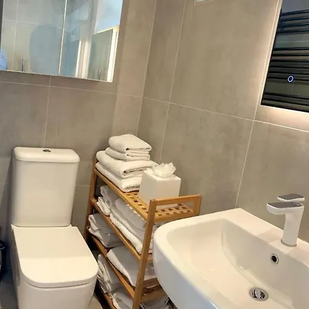 Relaxing Private Entrance Ensuite Room With Stunning Sea View And Swimspa Saint Lawrence  Exterior foto