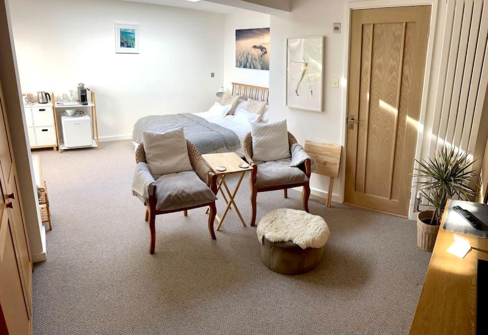 Relaxing Private Entrance Ensuite With Stunning Sea View And Swimspa Apartment Saint Lawrence (Isle of Wight)
